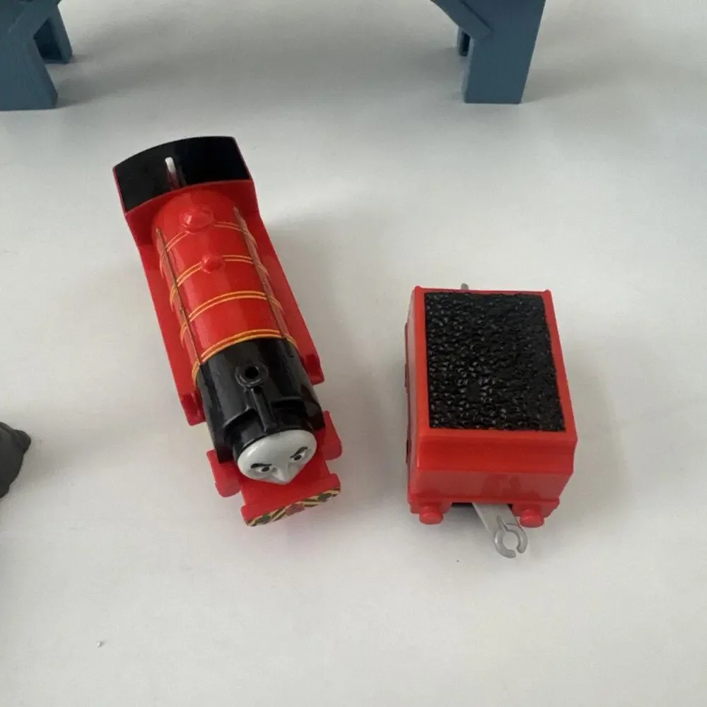 Thomas The Train & Friends Trackmaster Troublesome Treacherous Traps Track Set
